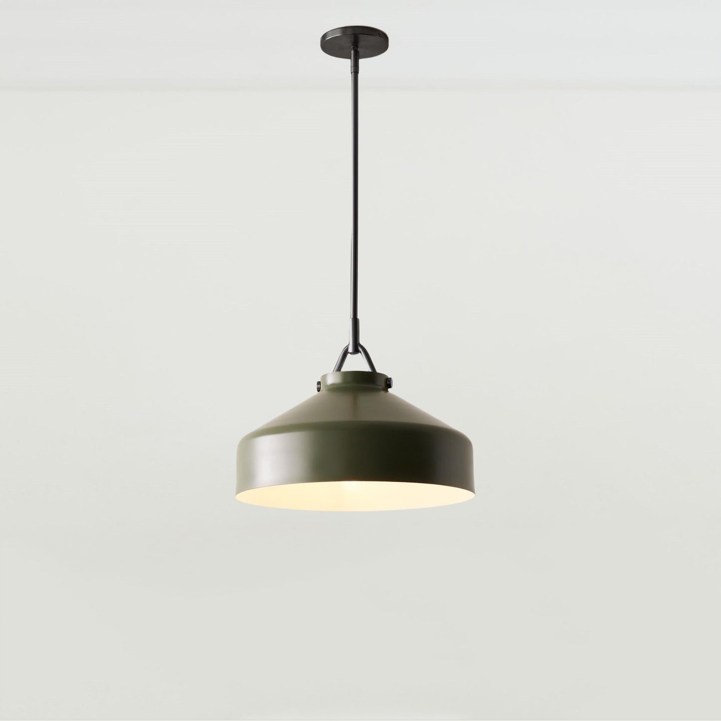 VersaGlow Premium Metal Pendant Light - Elegant Multi-Functional Design with Premium Material for Dining Room