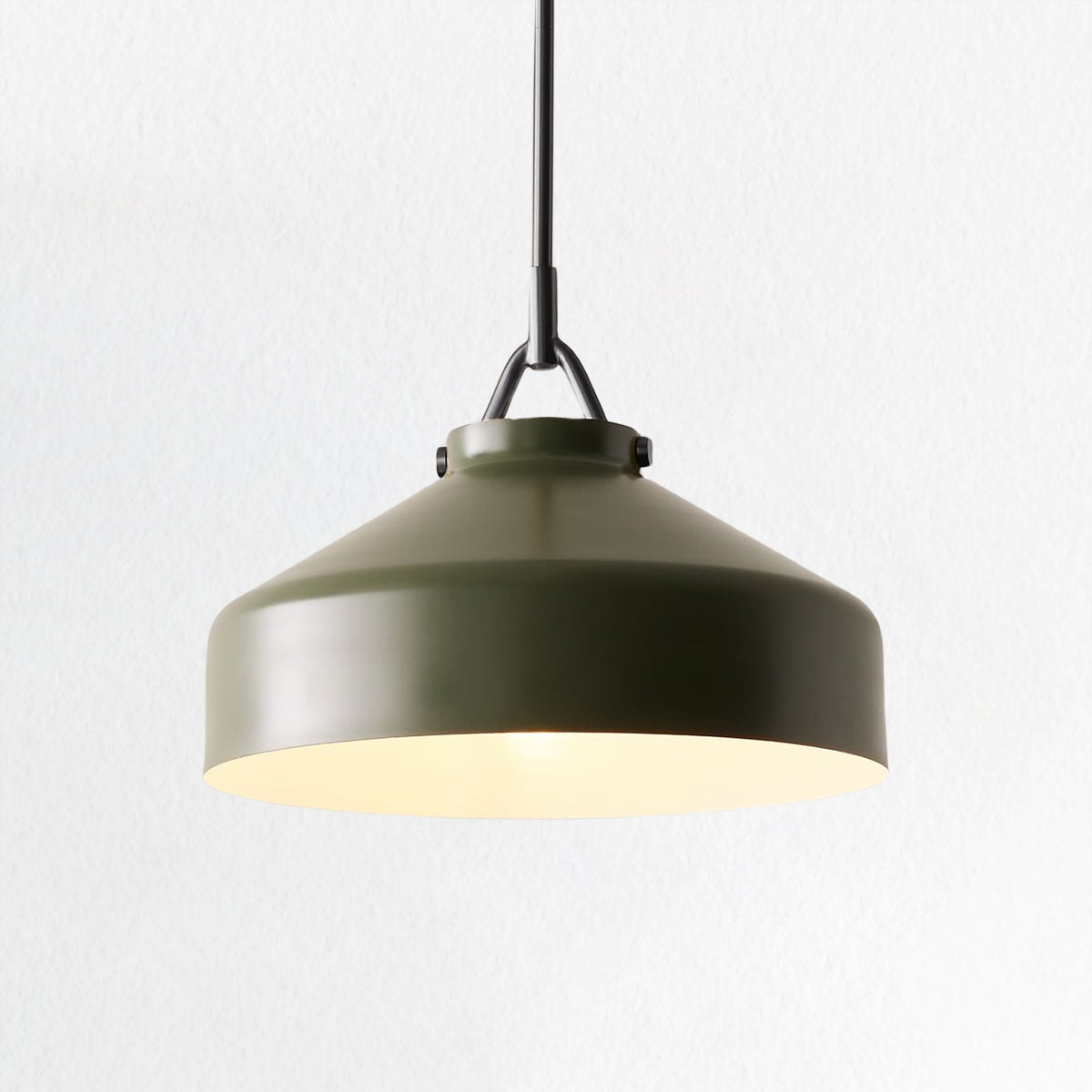 VersaGlow Premium Metal Pendant Light - Elegant Multi-Functional Design with Premium Material for Dining Room